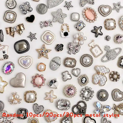 New Random 10PCS/20pcs/30pcs Removable Metal Shoes Charms Elegant Noble Style Novelty Accessory Perfect Holidays Xmas Gifts