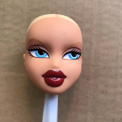 2001 Version Rare Face Doll Heads Classic Bratss White Brown Skin Colorful Hair Girl Boy Doll Parts for Collectors