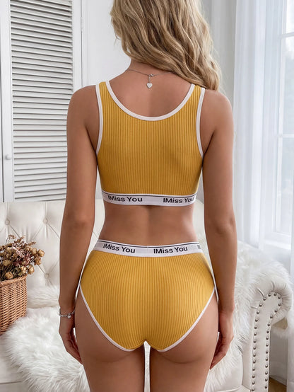 Women's 2-Piece Sports Bra and Panties Set, Letter Pattern, Comfortable Breathable, Casual Fitted, Medium Support, All Seasons