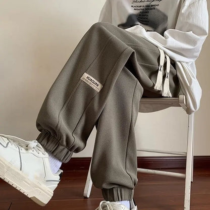 Men's Fleece Lined Joggers Warm Casual Sweatpants Loose Fit Tapered Ankle Pants for Autumn Winter Daily Wear