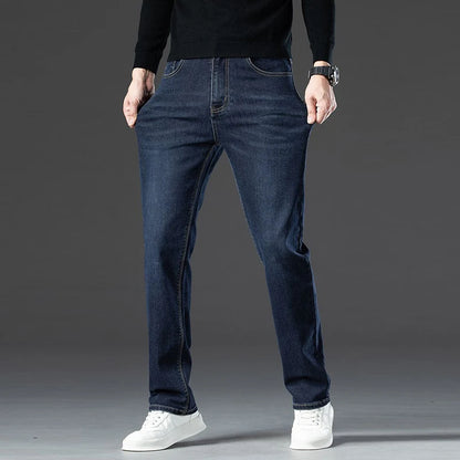 Winter Hot Sale Thickened Warm Jeans Men Chic Slim Fit Straight Leg Denim Trousers Male Youth Popular Stretch Fleece Pants