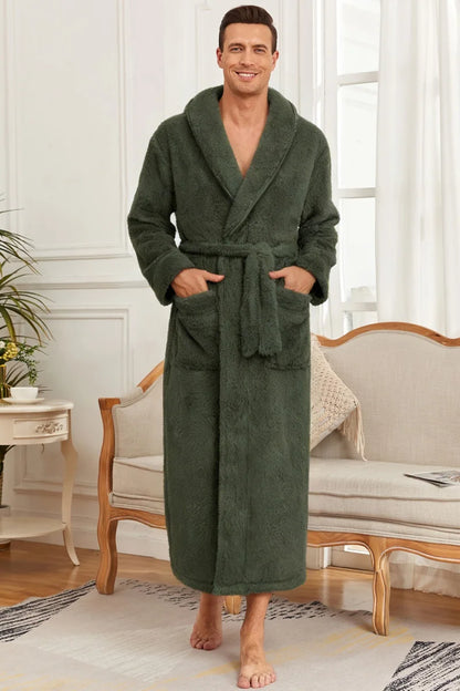 Men's Ultra Soft Coral Fleece Bathrobe Long Plush Shawl Collar Robe with Belt Pockets Thick Warm Winter Loungewear Home Nightgow