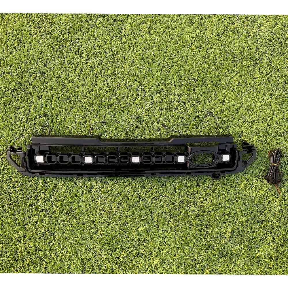 Car Ventilation Grille Front Bumper Grill With Led Dynamic Running Light OCTA for Land Rover Defender 20-25 90 110 130