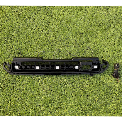 Car Ventilation Grille Front Bumper Grill With Led Dynamic Running Light OCTA for Land Rover Defender 20-25 90 110 130