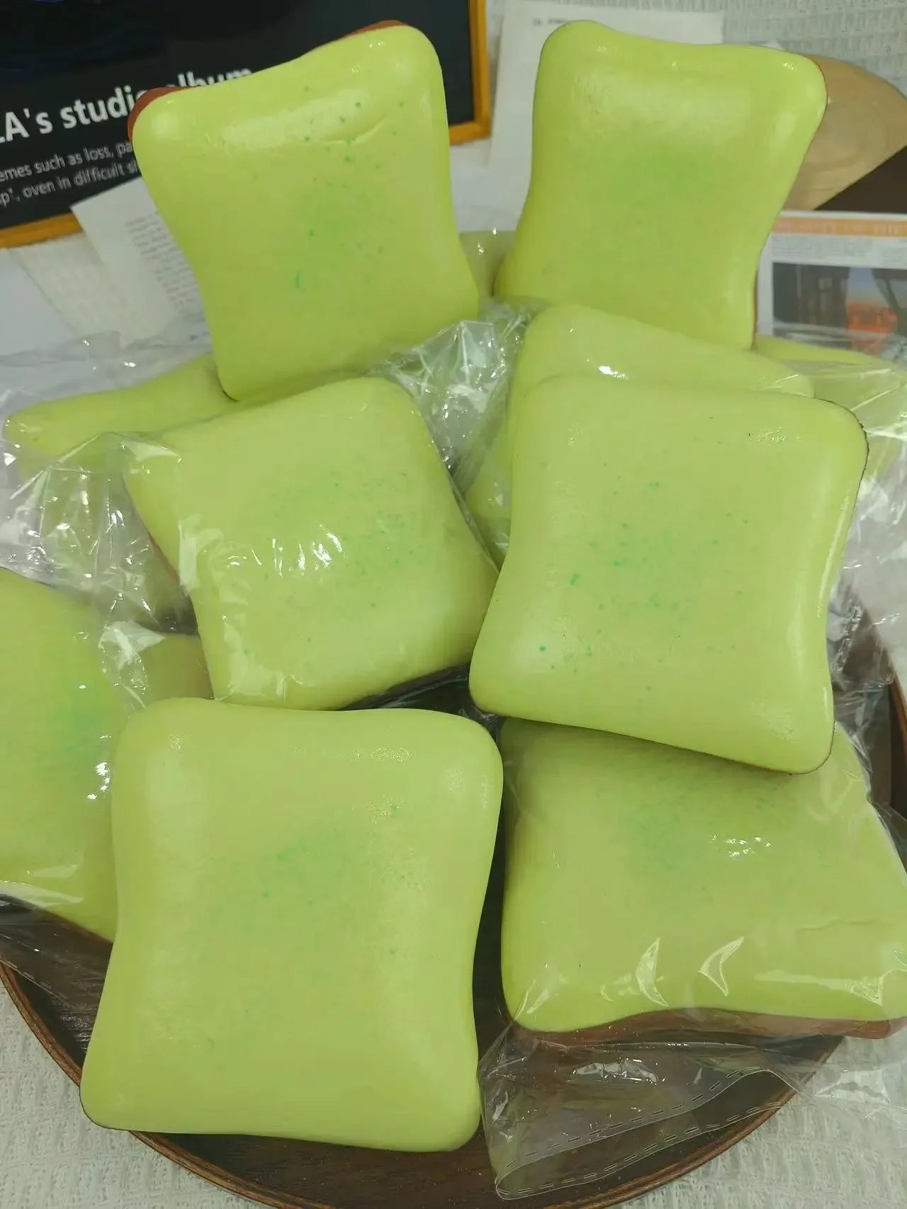 Dumpling Squishy Bread Squeeze Fidget Toy Soft Simulated Toast Stress Relief Decompression Slow Rebound Sensory Toy for Adults