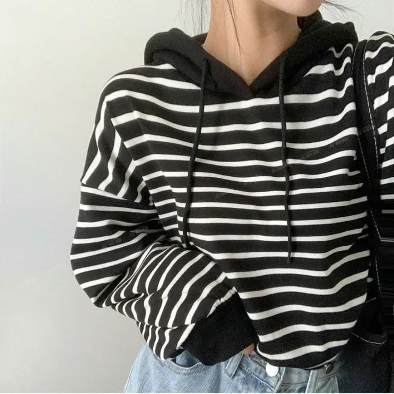 Striped Autumn and Winter Women's Hooded Sweatshirts Thick Hoodies Warm Cold Novelty Korean Clothing Designer Fashion Female Top