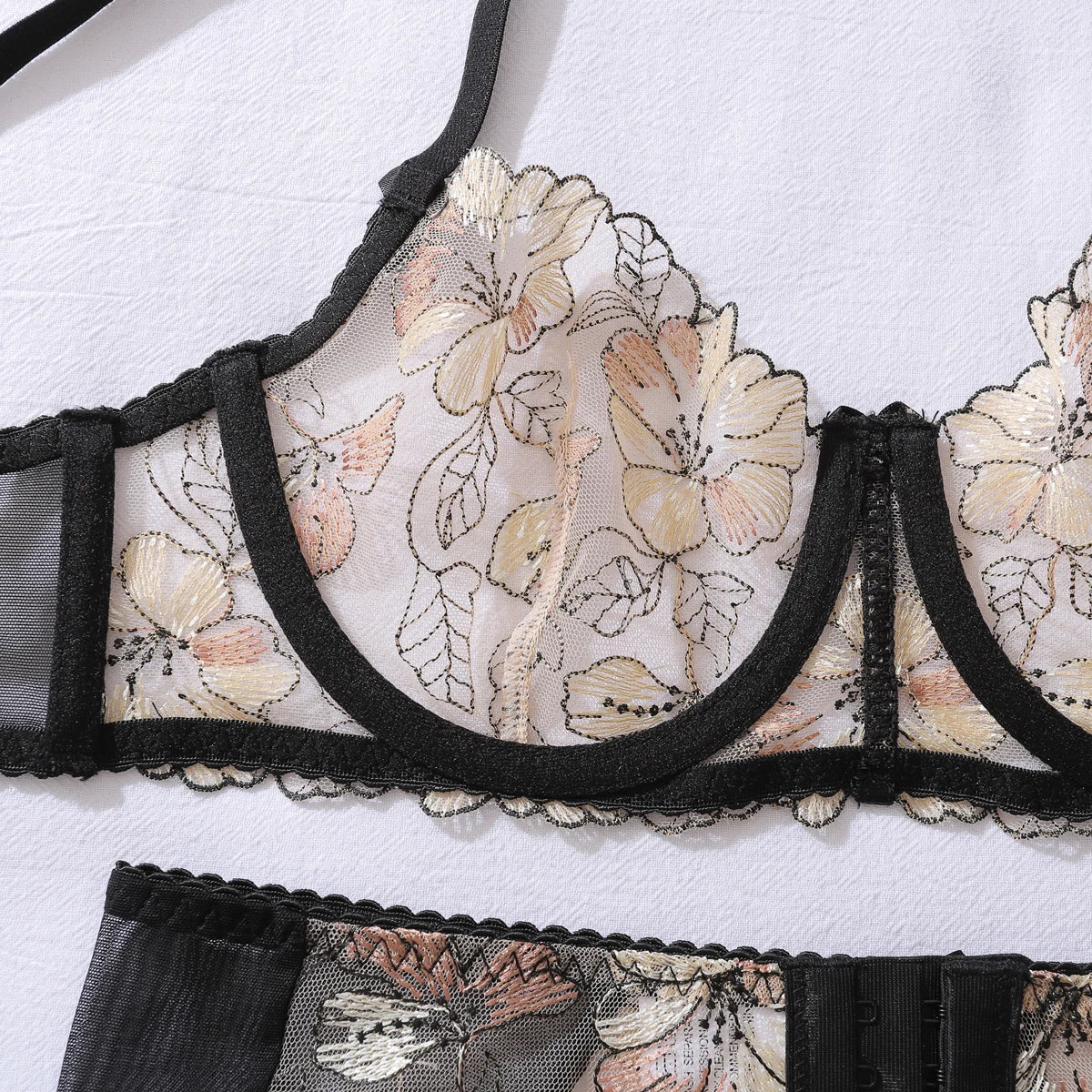 2026 European and American Bow Accessories Perspective Embroidery Splicing Mesh Sexy Body Shaping Underwear Four Piece Set