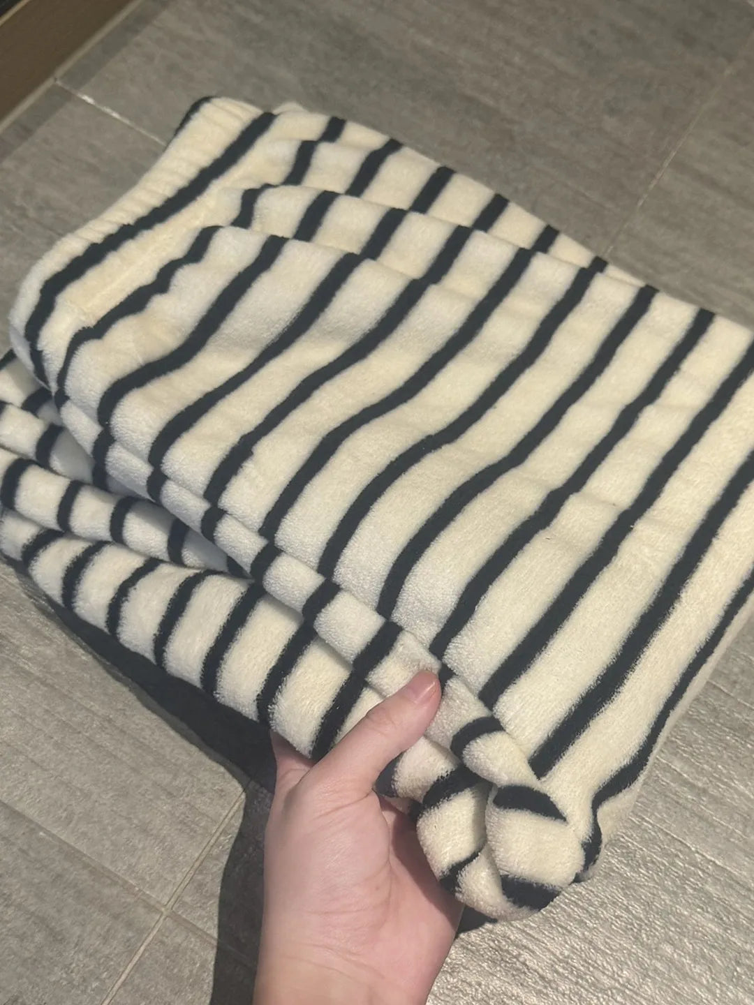 Thickened Flannel Sleep Pants Coral Fleece Leisure Long Pants Winter Home Clothes Stripe Pattern Unisex Warm Home Pants