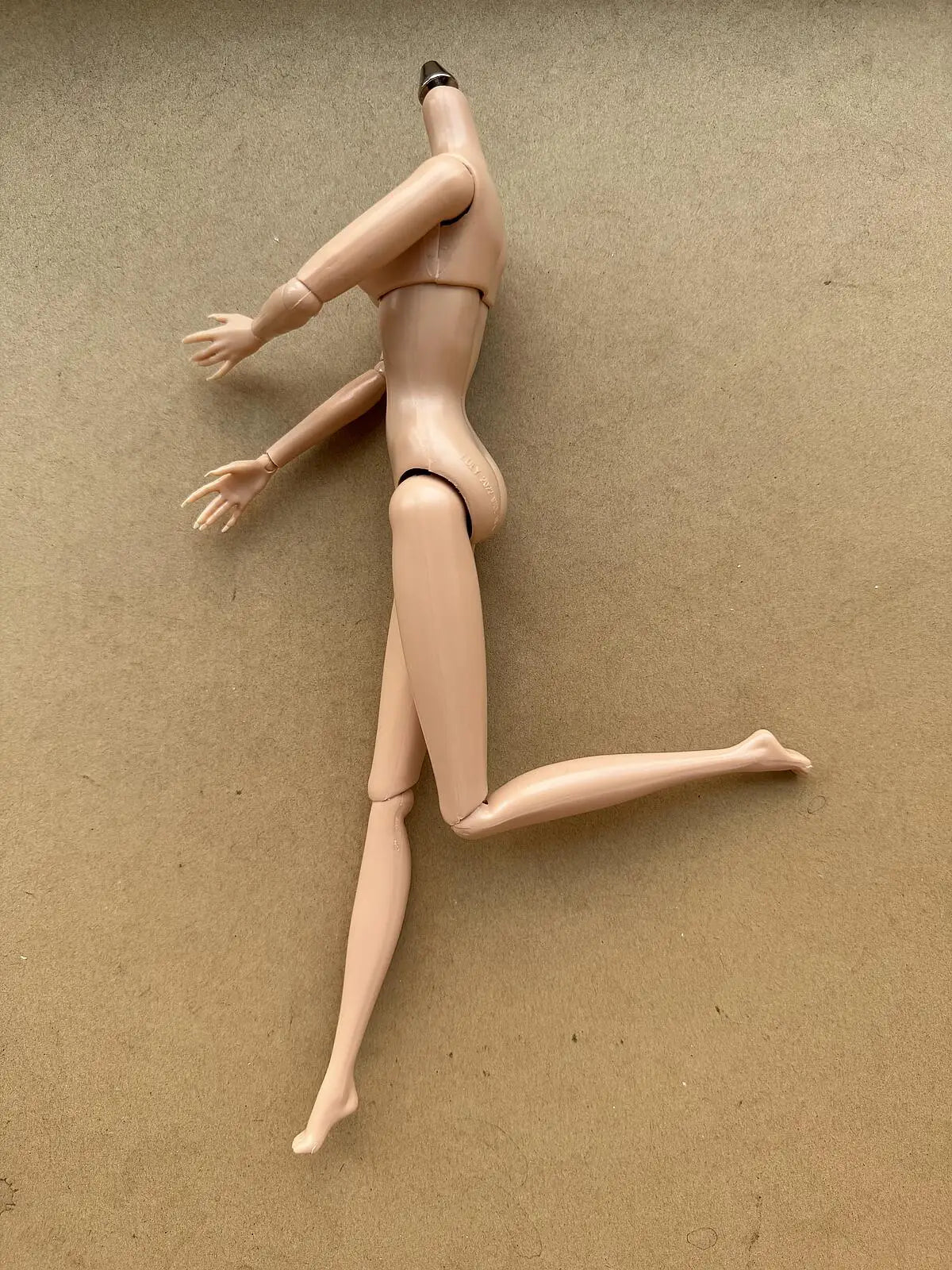Original LULY Doll Body 8 Skin Tones High Quality Big Boobs 29CM 1/6 Replacement Body For Barbi/FR/IT Doll Heads