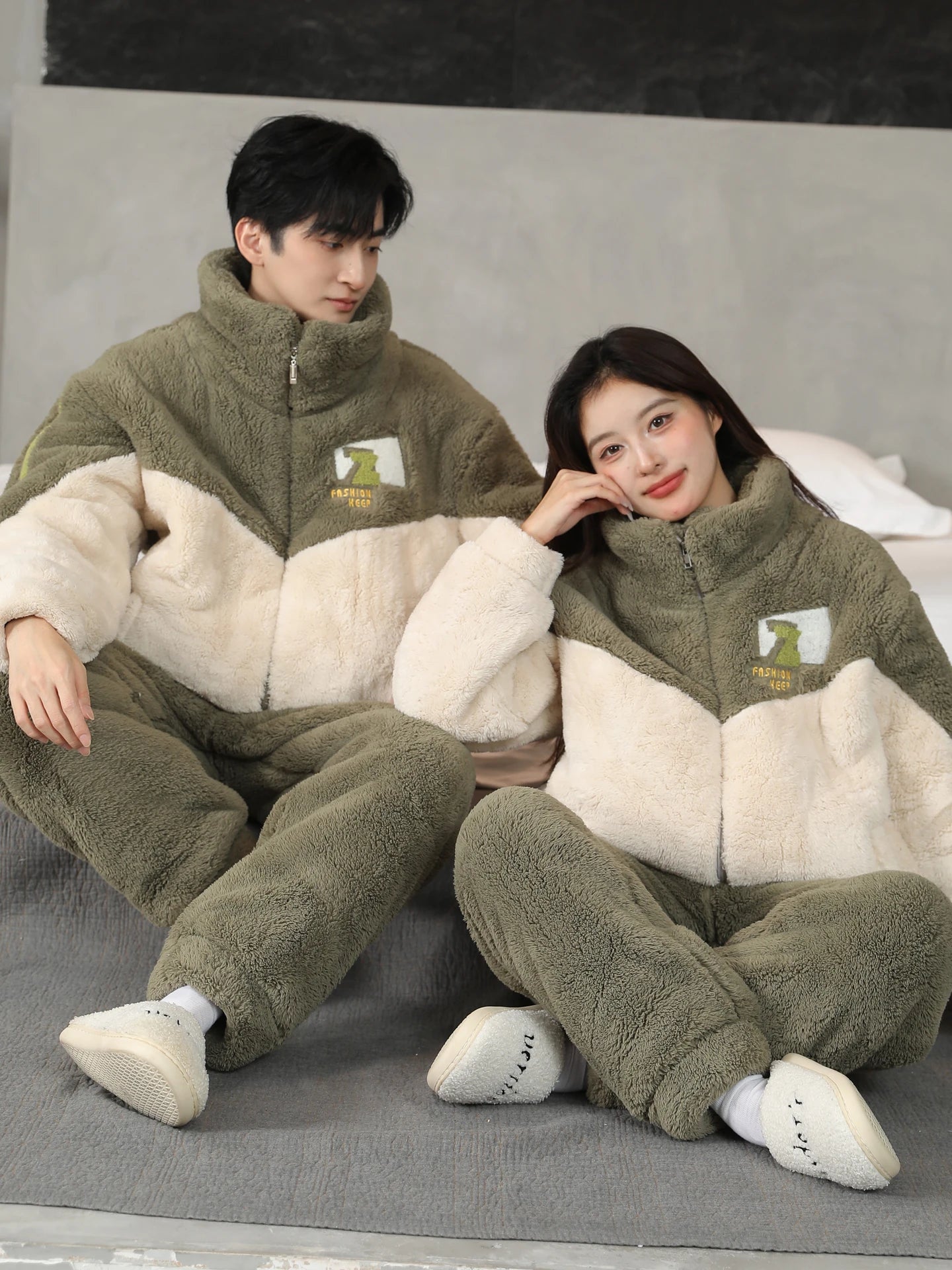 2025 Coral Fleece Couples Pajamas Men's Thickened Warm Winter Home Clothes Long Sleeve Leisure Pants for Youth Autumn Winter