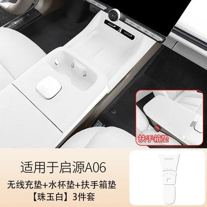 For Changan A06 2026 Wireless Charger Anti-Slip Mat & Cup Holder Liner Set, Non-Scratch Silicone Interior Accessories