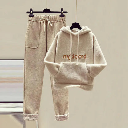 Thickened Lamb Velvet Set Women's Autumn Winter New Embroidery Sweatshirt Woolen Wide Leg Pants Two Piece Set Casual Style