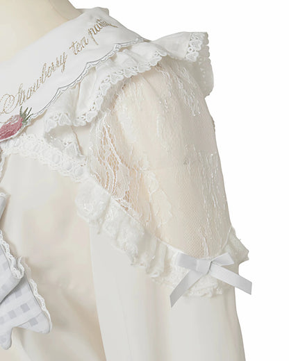Japanese Mass Produced New Sweet Doll Collar Lolita Strawberry White Shirt Female 2026 Spring Pleated Lace Bow Blouses Top Women