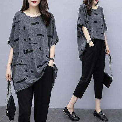 plus Size Summer Outfit Women's Batwing Sleeve Cover Belly Top And Seven Inch Pants Two Piece Set Fashionable plus Size Ensemble