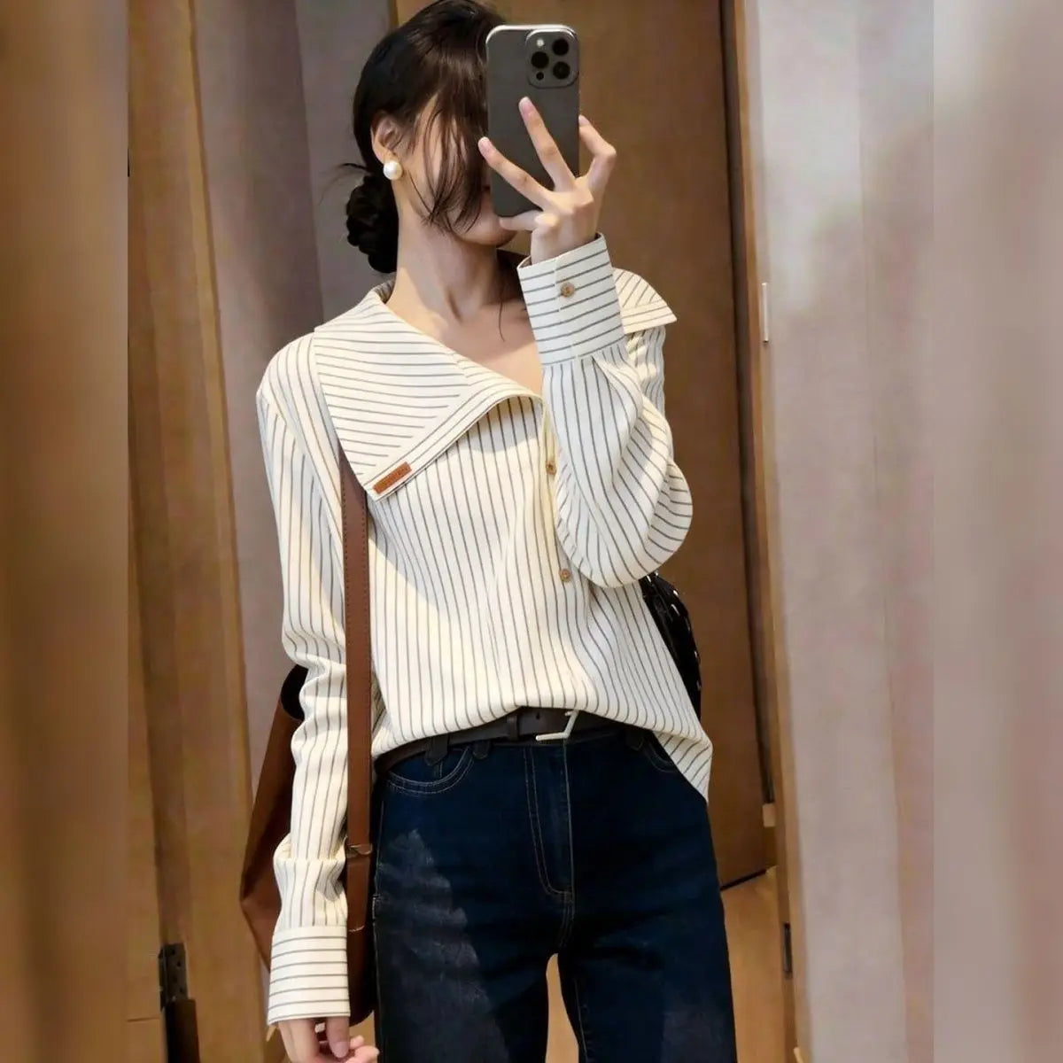 Elegant Unique Stylish Spring 2026 Casual Shirt Design Sensation  Personality Long Sleeve Striped Navy Collar Loose Fit