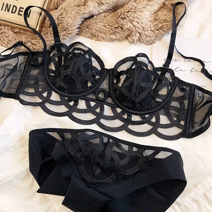 2 Pieces Sexy Women Underwear Set French Lace Ultra-thin Bra Set Summer  Breathable Brassiere Briefs with Thong Female Lingerie