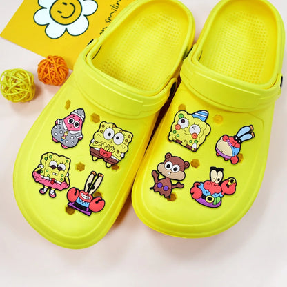 17-100Pcs Cartoon Shoe Charms Spongebob Shoes Decoration Accessories Bubble Slides Clog Sandal Buckle Kids Party Gifts