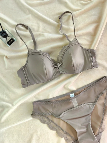 2 Pieces Sexy Thin Cup Lingerie Set French Lace Push Up Bra Women Wireless Underwear High Quality Comfort Brassiere Panties Set