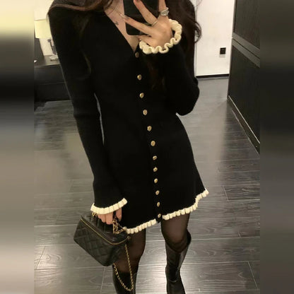 Elegant Black Knitted  Dress Women's Fashion Autumn Winter 2025 New Style High-End Feelings A-Line Skirt V-Neck Long Sleeve