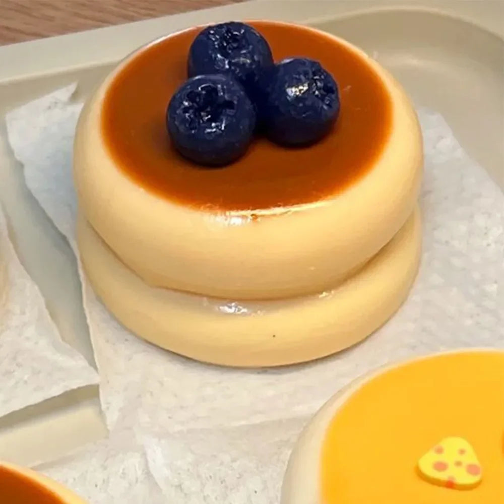 Simulation Soufflé Fiddy Squeeze Toy Decompression Pressure Relief Fingertip Toy Blueberry Strawberry Slow Rebound Toy