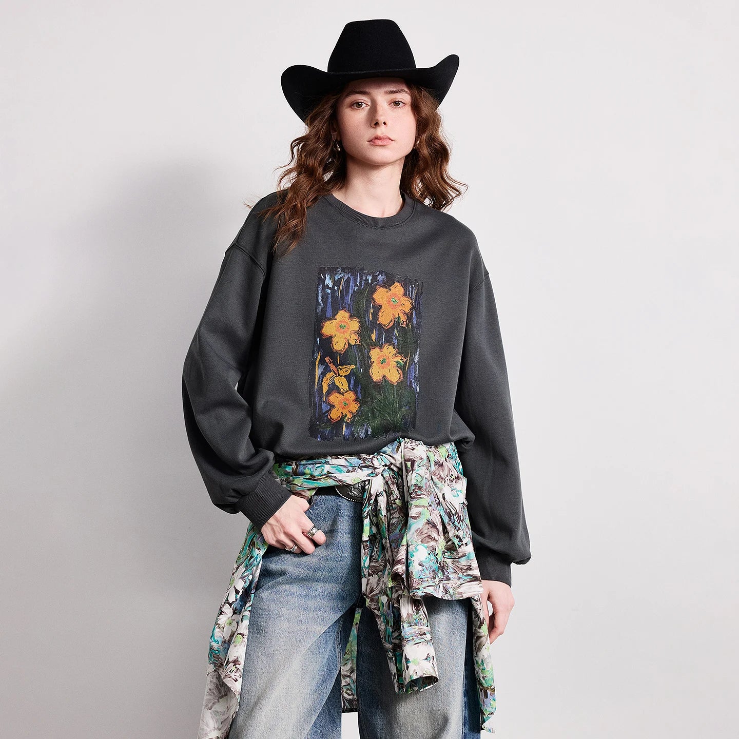 TOYOUTH Women Crew Neck Loose Sweatshirt 2026 Spring New Oil Painting Print Minimalist Chic Casual Top