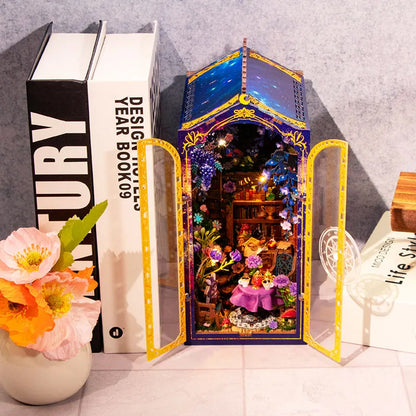 DIY Wooden Book Nook Figurines Miniatures Dollhouse Magic Garden Workshop Bookend for Friends Birthday Gifts Home Decor Crafts