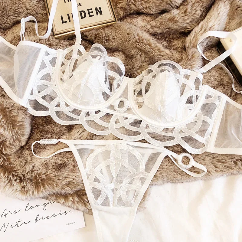 2 Pieces Sexy Women Underwear Set French Lace Ultra-thin Bra Set Summer  Breathable Brassiere Briefs with Thong Female Lingerie