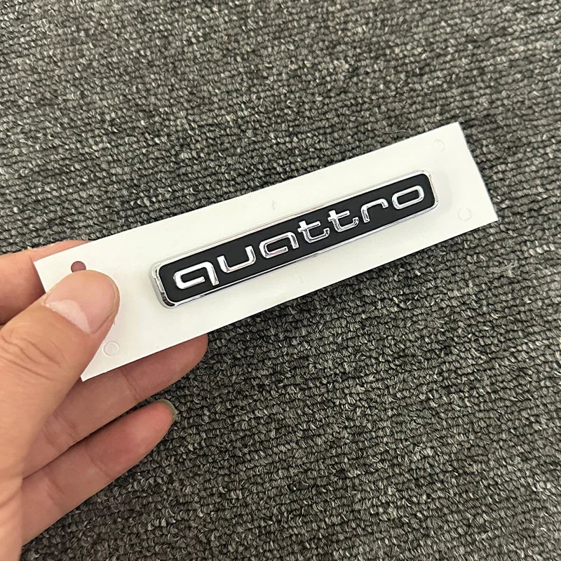 The new ABS letter 3D sticker Quattro Sline 2.0T is suitable for the modification of Audi A4 2008-2017 glossy black suitcase.