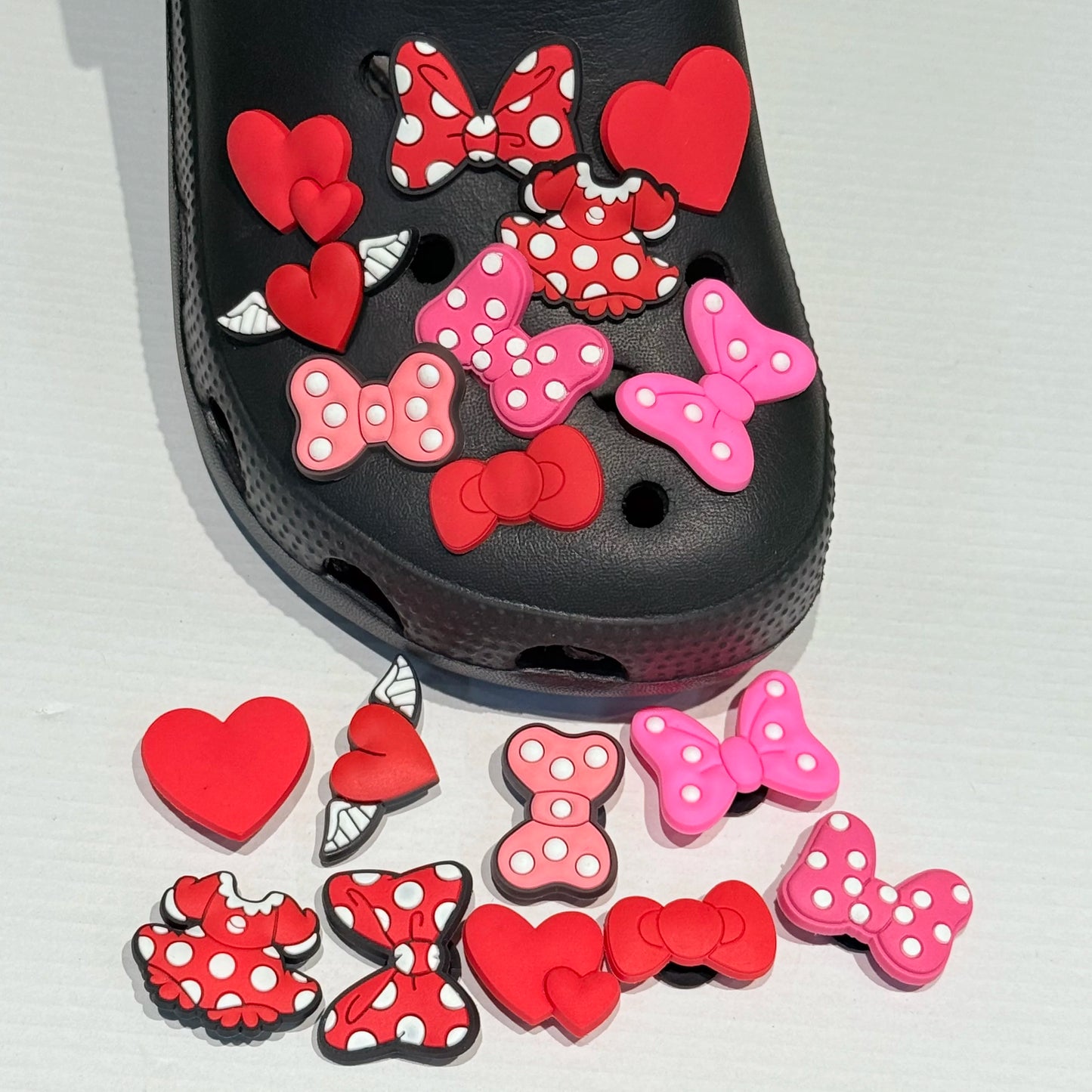 9-100PCS Cartoon Red Dress Bow Heart PVC Sandals Garden Shoe Charms Decorations DIY Bracelets Slipper Accessories Party Gift