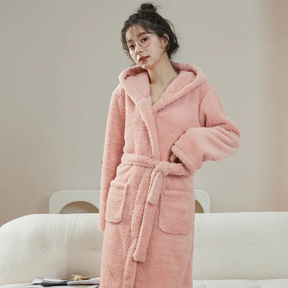 Couple's Thickened Coral Fleece Sleepwear Robe Winter Home Clothes Men's Long Coat Style Hat with Polyester Fabric