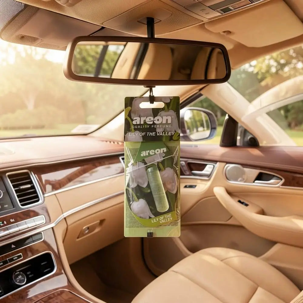 Natural Car Air Freshener with Refillable Design and Essential Oil Blends for Aromatherapy in Vehicles