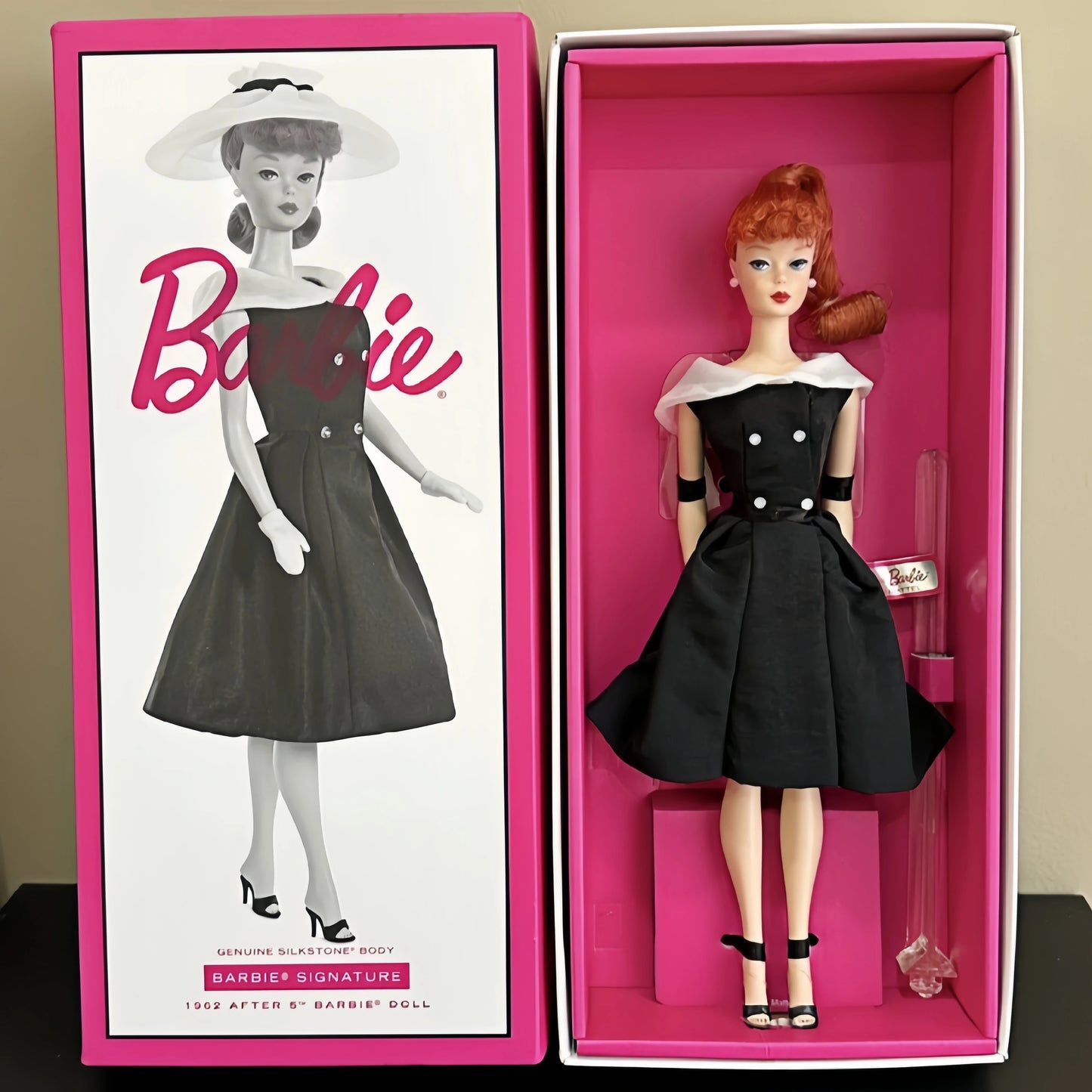 Genuine Barbie Signature Gold Label Gift Box Classic 1962 Collector'S Item Barbie Doll Black And White Princess Evening Dress