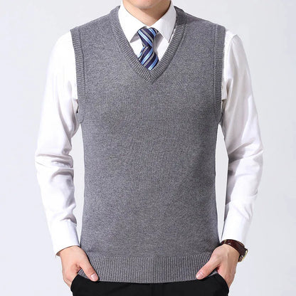 2025 New Fashion Brand Sweater Man Pullovers Vest Slim Fit Jumpers Knitwear Sleeveless Winter Korean Style Casual Clothing Men