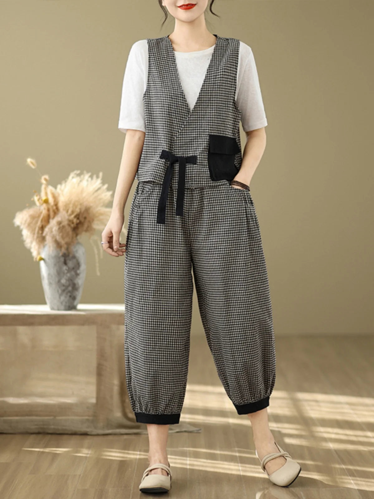 Fashionable Cotton Linen Plaid Set Casual Loose V-neck Tank Top And Lantern Pants Eighteen Loose Two-piece Set for Women