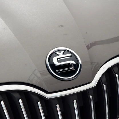 8/9/10cm Emblem Car Front Hood Badge Rear Trunk Sticker for Skoda Octavia Rapid Fabia S Logo Superb KAMIQ Kodiaq VRS Accessories