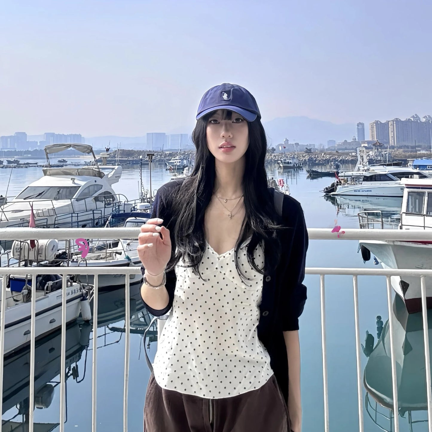 Brandy Melville Pure Cotton Three-Button Base Layer Vest Sweet Style V-Neck Sleeveless Tank Top for Women Spring Summer