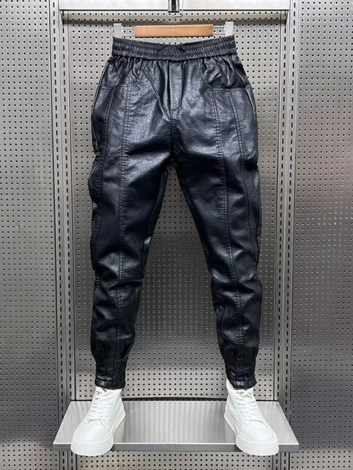 Men's Fleece Lined Windproof Biker Leather Pants Thickened Casual Loose Fit Long Trousers Autumn Winter Fashion Trendy