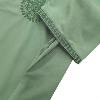 2026 Men's Moroccan Embroidered V-neck Robe Muslim Fashion Abayas with Side Pockets Arab Islamic Clothing Robe Eid Ramadan Dress