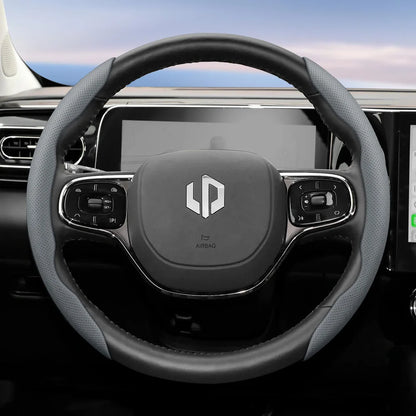 Suitable for Leapmotor Breathable Leather Steering Wheel Cover with Segmented Quick-Release Design, Non-Slip and Durable, for Models T03 C10 B10 B05 B03X C16 C11 C01, Etc., in Black, Bright Red, and Green