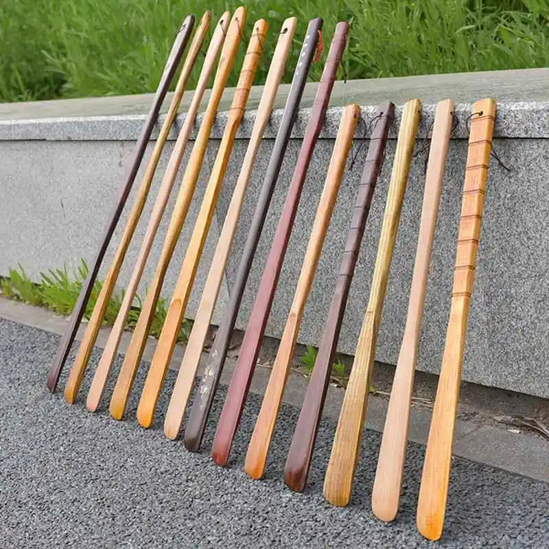 Long Handle Wooden Shoe Horn for Elderly People Home Use Stretchable Clog Puller Household Shoe Scraper Comfortable to Wear