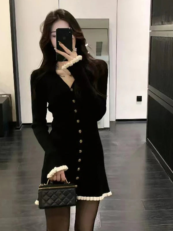 Elegant Black Knitted  Dress Women's Fashion Autumn Winter 2025 New Style High-End Feelings A-Line Skirt V-Neck Long Sleeve