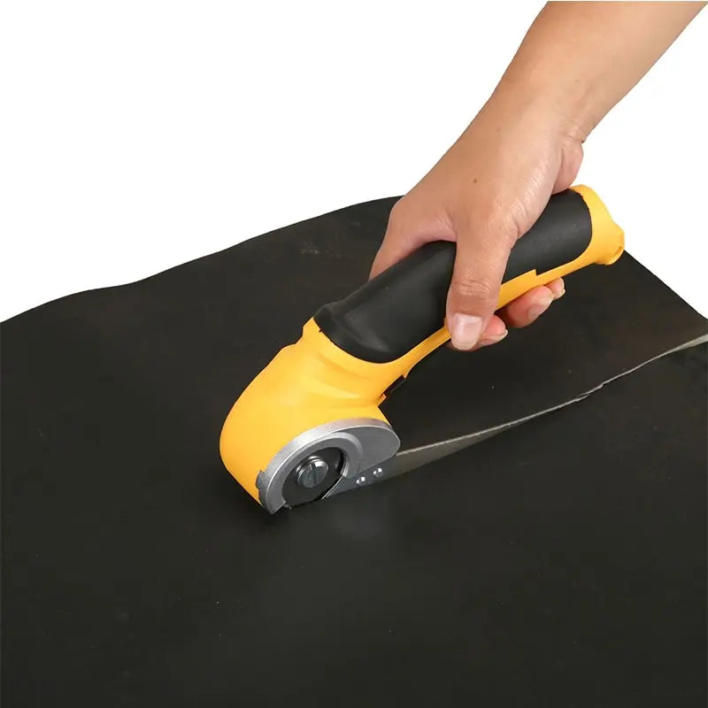Cordless Electric Scissors Multi Electric Cutter Shear For Cardboard Leather Fabric Cloth SewingCarpet Electric Cutting Tool 4v