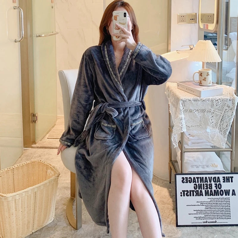Thickened Flannel Sleepwear Coat for Men And Women Warm Winter Coral Velvet Robe Couple Home Clothes Mid-Length Bath Robe