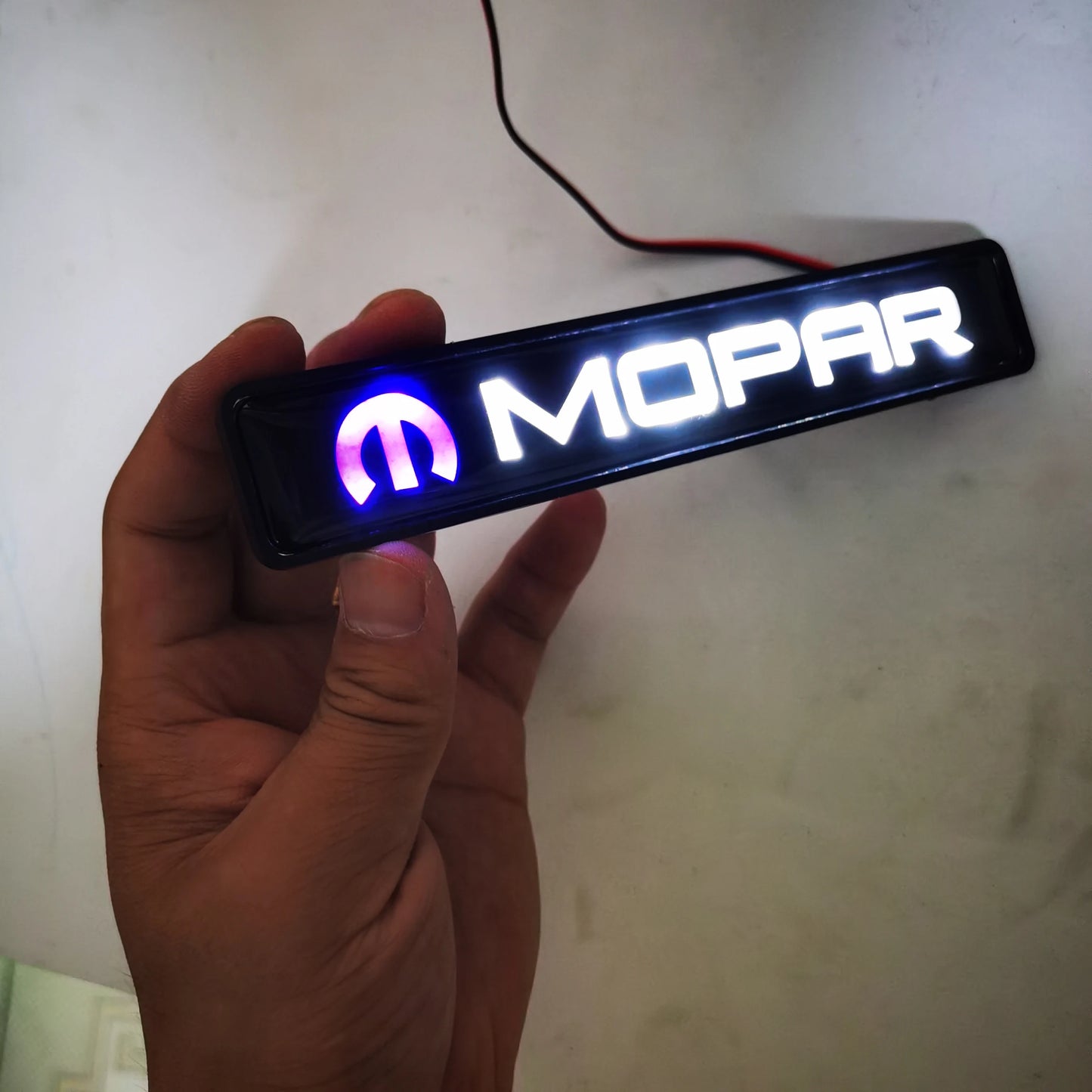 LED Emblem Light White LED Mopar Grille Light Decoration Lamp Mopar Grills Light Atmosphere Lamp MOPAR Emblem Lamp