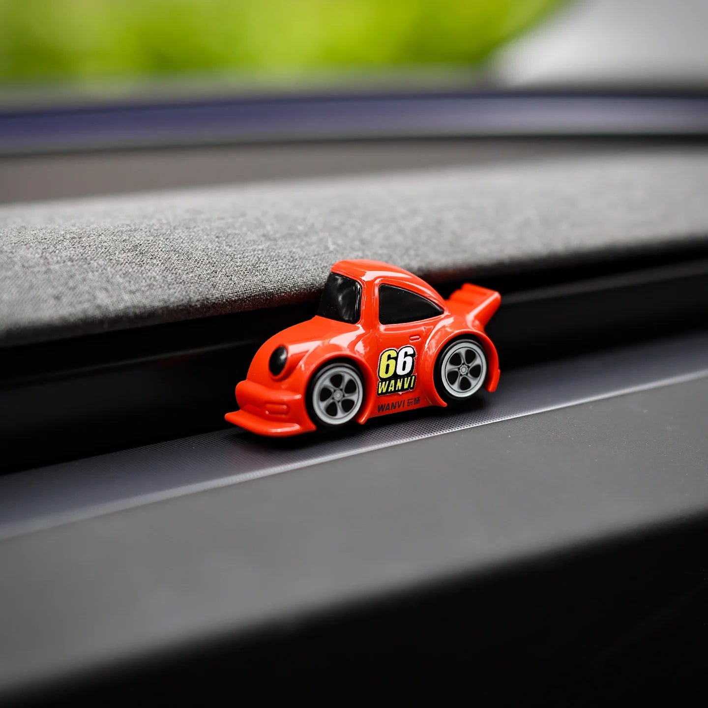 Car DIY Aromatherapy Ornaments Car Air Outlet Decoration Special Gift Car Interior Decoration Advanced Sense Car Model Decor