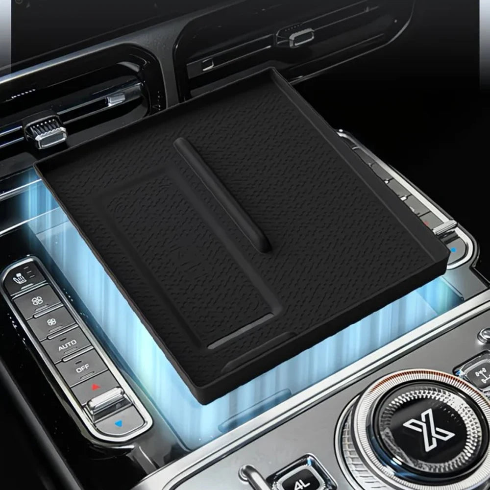 Car Center Console Wireless Charging Pad For CHERY JETOUR G700 Silicone Anti-slip Mat Protective Mat Dustproof Car Accessories