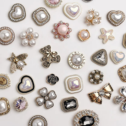 New Random 10PCS/20pcs/30pcs Removable Metal Shoes Charms Elegant Noble Style Novelty Accessory Perfect Holidays Xmas Gifts