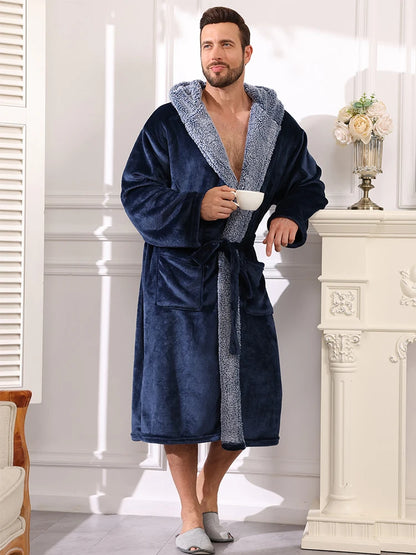 Men‘s Hooded Plush Robe with Pockets, Thick Flannel Bathrobe, Warm Sherpa Lined Collar for Winter Sleepwear & Loungewear