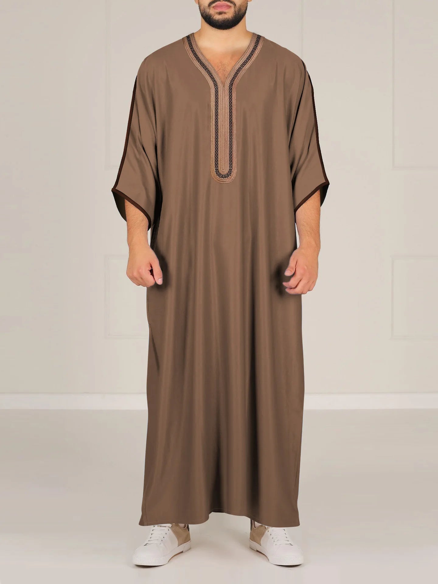 2026 New Model Men's Long Robe With Embroidery And Side Pockets Muslim Long Dress Robe Abaya Ramadan Dubai Luxury Islam Elegant