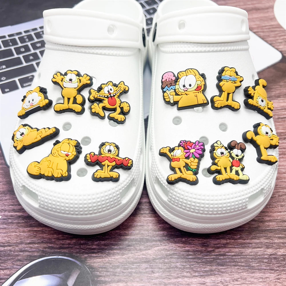 12-100Pcs Cartoon Cat Series Shoe Charms For Slides Clog Sandals Shoes Decorations Accessories Buckle For Friend Party Gifts
